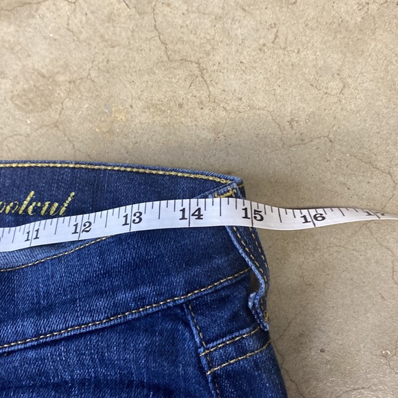7 For All Mankind Bootcut Jeans - Picture 4 of 9